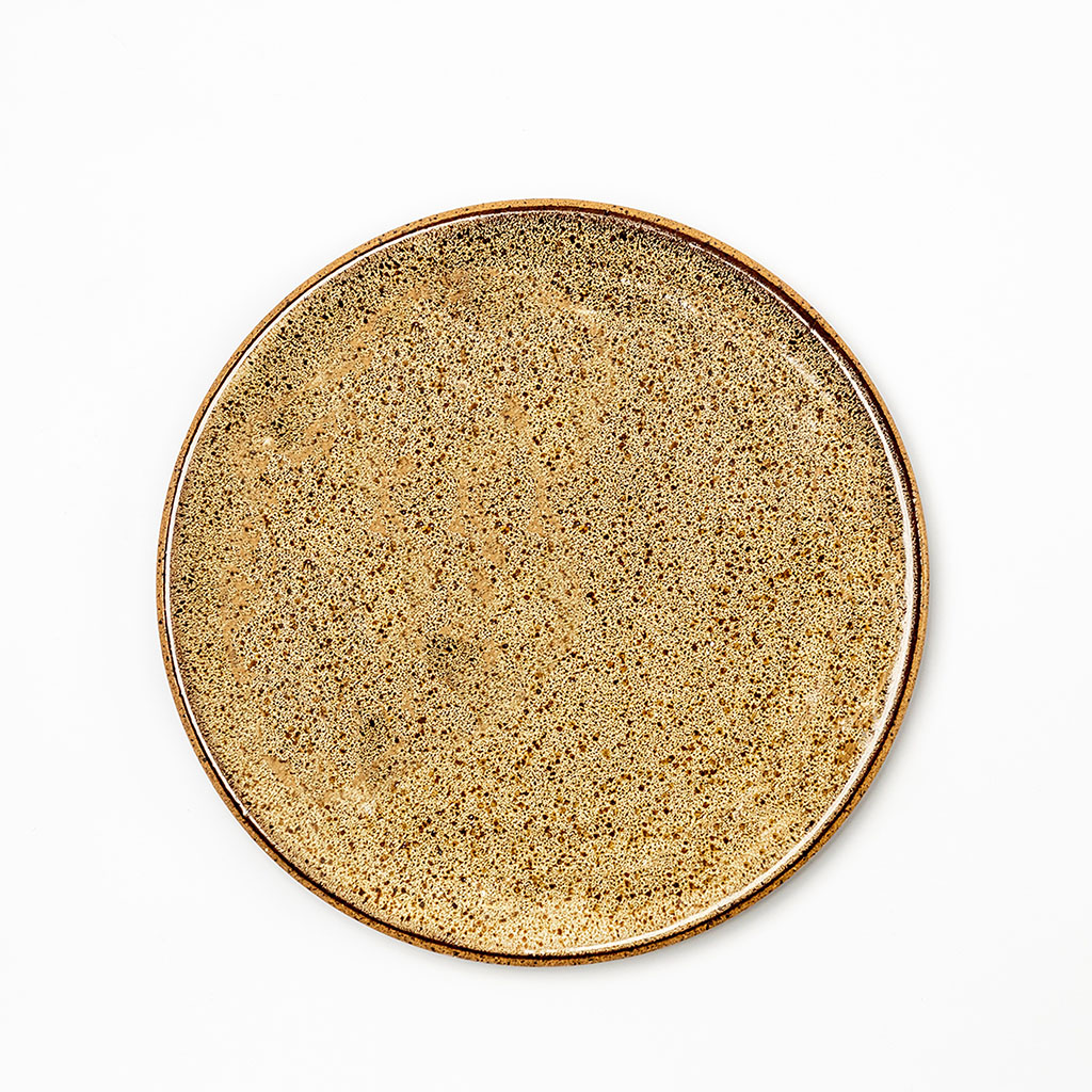 DUO_PRATO_DE_SOBREMESA_MOON_DOURADO_2_ALUGUEL_CERAMICA_ARTESANAL_EVENTOS_LOUÇA_PARA_ALUGUEL_MESA_POSTA