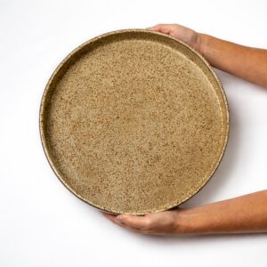 DUO_TRAVESSA_BANDEJA_MOON_G_DOURADO_1_ALUGUEL_CERAMICA_ARTESANAL_EVENTOS_LOUÇA_PARA_ALUGUEL_MESA_POSTA